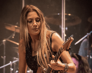 Sylvya Boschiero | Guitar Thrills Magazine